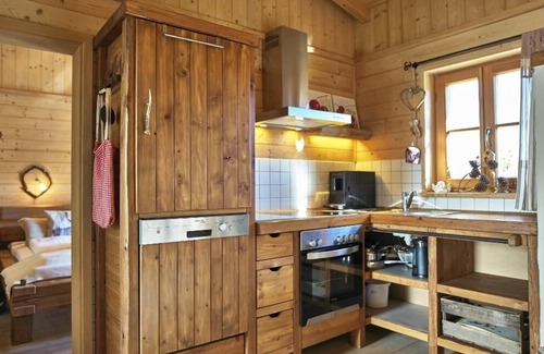 Wildenranna Apartment | Cozy wooden house with a tiled stove, infrared cabin and 35 m2 wooden terrace