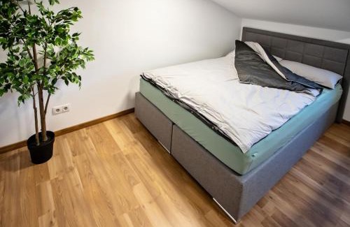 Strasshof an der Nordbahn Apartment | CozyHome - Spacious and Modern Apartment close to Vienna
