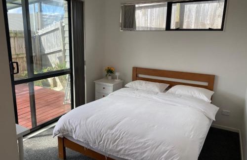 Auckland House | CozyNest0