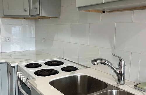 Pembroke Apartment | CR - Just bring your suitcases