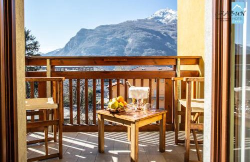 Pont-Saint-Martin Hotel | Crabun Hotel