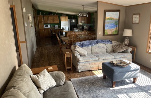 Coldwater Cottage | Craig Lake Cottage - Lakefront, with pontoon rental available, on 7 lake chain.