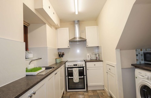 Nostie Cottage | CRAIGARD, pet friendly, character holiday cottage in Kyle Of Lochalsh