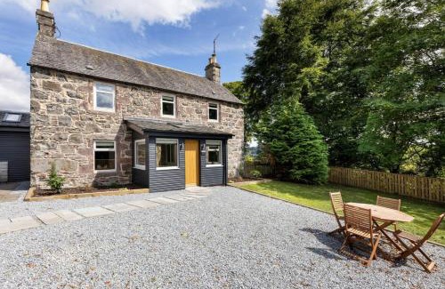Stanley House | Craighall House Stunning River Tay Views and Garden