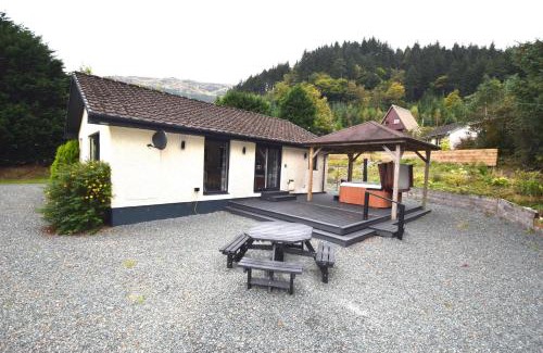 Cairndow House | Crann Mhor Holiday Home