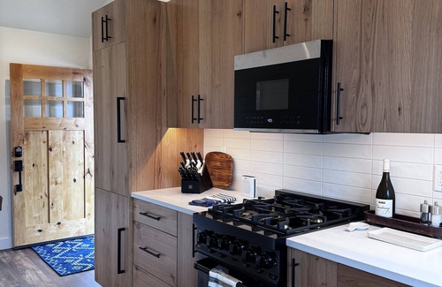 Fort Klamath Cabin | CRATER LAKE CATTLE CO. RANCH CABIN nShort drive to Crater Lake nBuilt in 2023n
