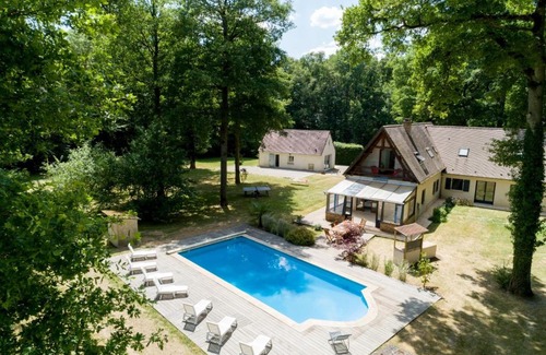 Longny les Villages Villa | Crazy Villa Ecottay 61 - Heated pool & sauna - 2h from Paris - 30p