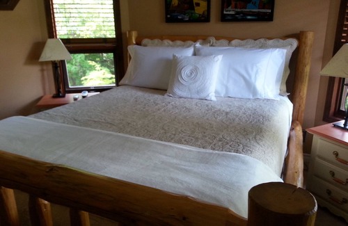 Nelson Bed & Breakfast | Creekside B & B