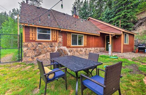 Morrison House | Creekside Morrison Cabin about 9 Mi to Red Rocks Park!