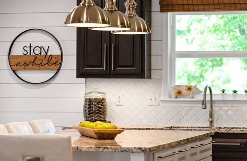 Harrison Condo | Creekside Place - Pet Friendly, amenities galore & perfect central location