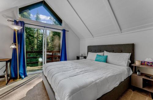 Tahoe Pines House | Creekside Retreat with Hot Tub, Near Homewood Resort