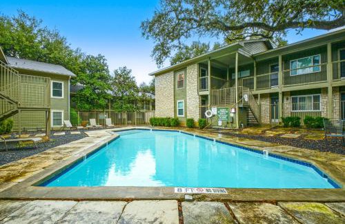 Greater South River City Apartment | Creekside Terrace Condominiums #211