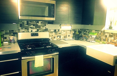 Whitney House | CRESECENT CITY HAVEN