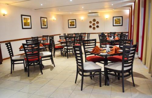 Selebi-Phikwe Hotel | Cresta Bosele Hotel