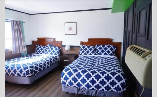 Aldershot Hotel | Crestwood Motel