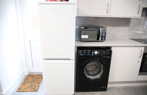 Mapesbury House | Cricklewood Deluxe Ensuite Room