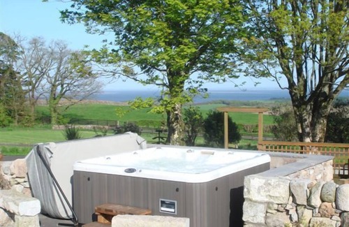 Sandyhills Cottage | Criffel Glen - a house that sleeps 6 guests in 3 bedrooms