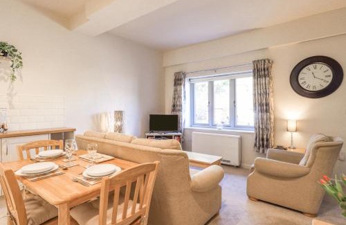Ambleside House | Cringol Cottage
