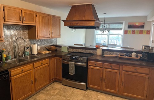 Quaker Street Apartment | Crisp .clean beautiful recently renovated apartment ! Long TERM RENTAL option