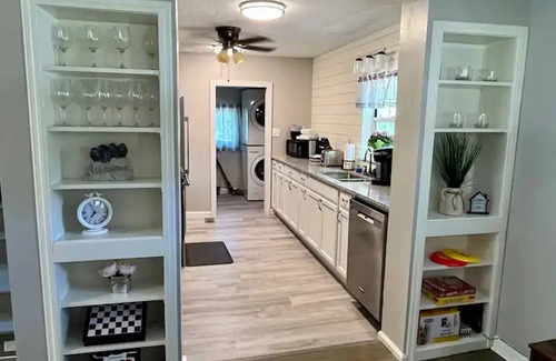 Logan Cabin | Crossroads Cottage in the Heart of Hocking Hills