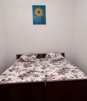 Oshakan House | crossroads guesthouse