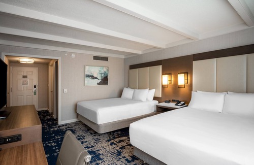 Newtonville Hotel | Crowne Plaza Albany - The Desmond Hotel by IHG
