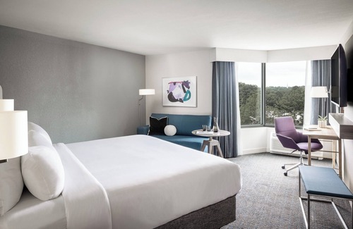 Norcross Hotel | Crowne Plaza Atlanta NE - Norcross by IHG