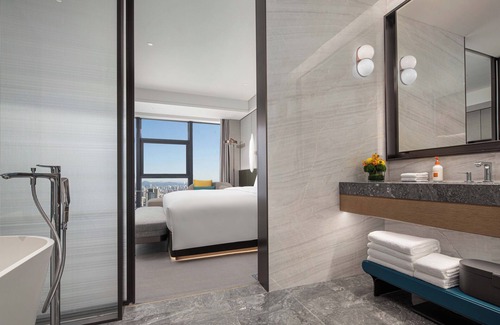 Huaiyin Hotel | Crowne Plaza Jinan Runhua Hotel by IHG