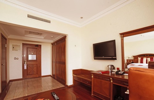 Minsk City Centre Hotel | Crowne Plaza Minsk, an IHG Hotel
