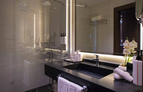 Yalova Hotel | Crowne Plaza Yalova by IHG