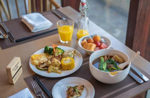 Putuo Hotel | Crowne Plaza Zhoushan Seaview by IHG