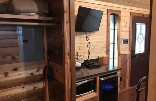 Hamilton Cabin | Cruise Crooked Creek 3