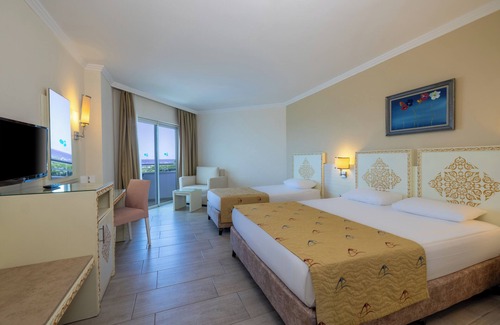 Cenger Resort | Crystal Admiral Resort Suites & SPA – All Inclusive