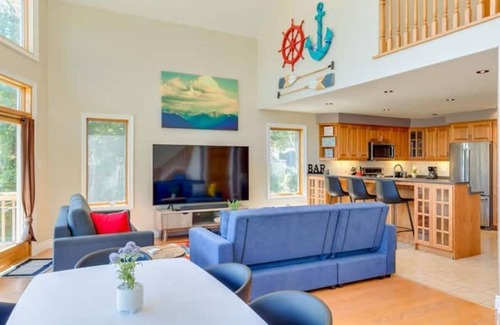 Alcona Cottage | Crystal Beach Cottage & Spa