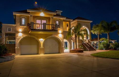 Crystal Beach House | Crystal Beach Villa home