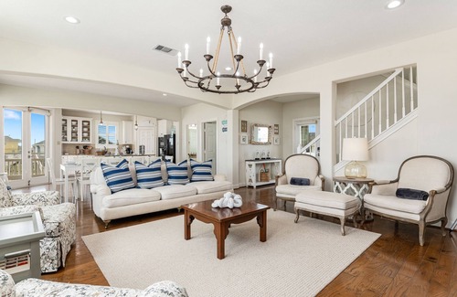 Port Bolivar House | Crystal Beachscape w/Pool, Beach, and Arcade!