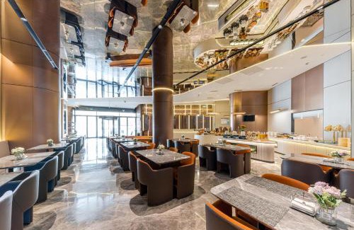 Haining Road Hotel | Crystal Hotel Shanghai North Sichuan Road on the Bund