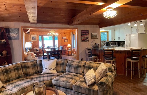 Frankfort Cottage | Crystal Lake Retreat - sits directly on the lake!