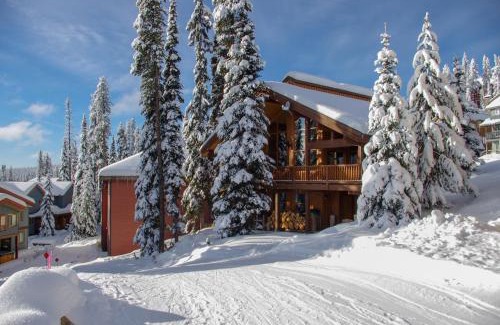 Snow Pine Estates Ski Chalet | Crystal View