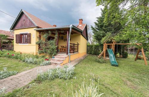 Szalafo House | Csavargó Tanya