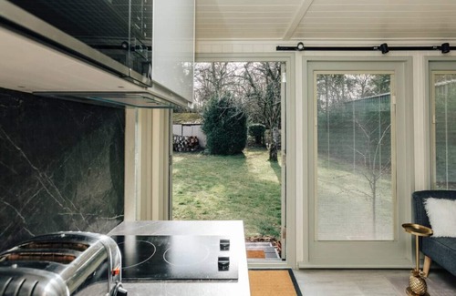 Medmenham Cabin | Cuckoo Hideaway - Cabin in a peaceful location