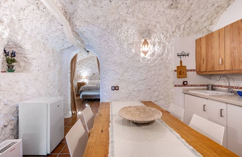 Sacromonte House | Cueva del rey chico, Sacromonte.