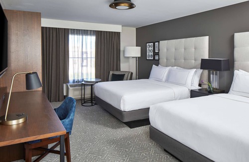 Fort Sanders Hotel | Cumberland House Knoxville, Tapestry Collection by Hilton