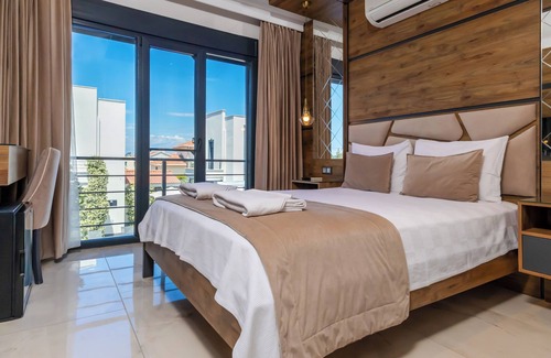 Mithatpasa Hotel | Cunda Garden