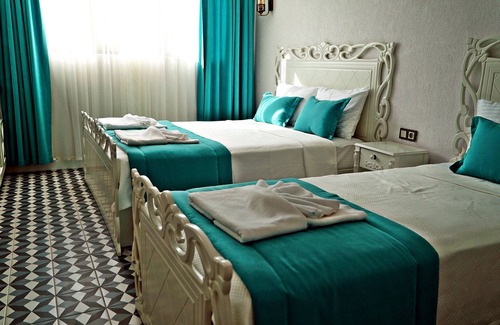 Mithatpasa Hotel | Cunda Pusula Otel