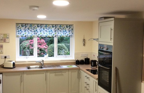 Curracloe House | CURRACLOE~Beach Holiday Location! Co Wexford, 2mins from Beach. Shops & Bars.