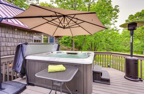 Clarklake House | Custom-Built Clarklake Cabin Sauna and Cold Plunge!