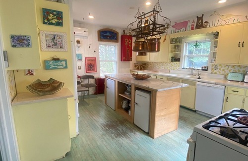 Cutchogue Other | Cutchogue Farmhouse Estate with hot tub and gardens, walk to beach & vineyards