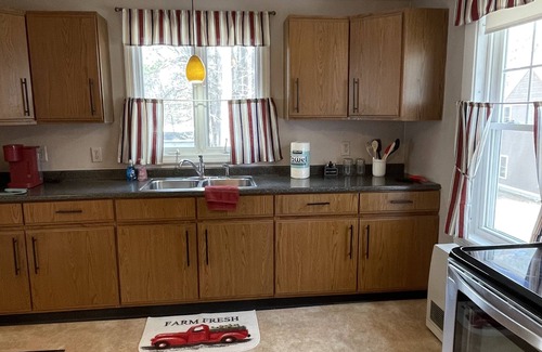 Bedford House | Cute 1 Bedroom home with pool, in season, off street parking and fenced yard.
