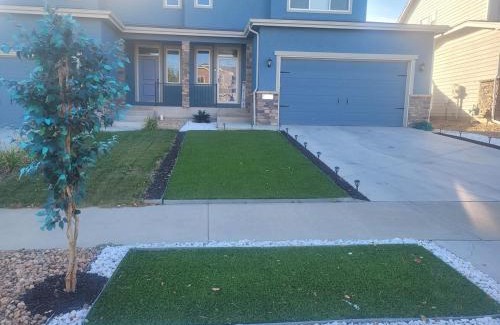 Greeley House | Cute and Cozy 3 Bedroom Townhome